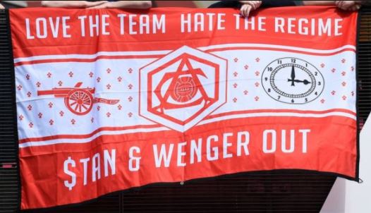 fans want wenger out